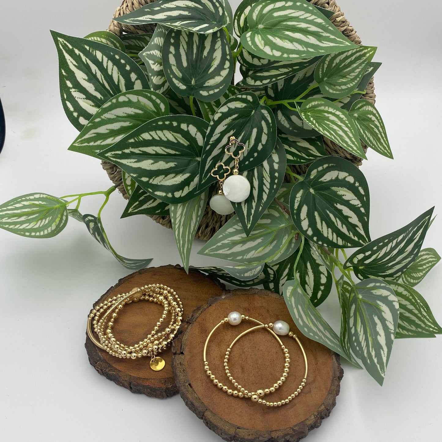 Dangling Gold  Pearls Earrings Wedding Jewelry Anniversary Gift Gold Earrings Bridesmaid Jewelry Valentine Earrings Gift for her