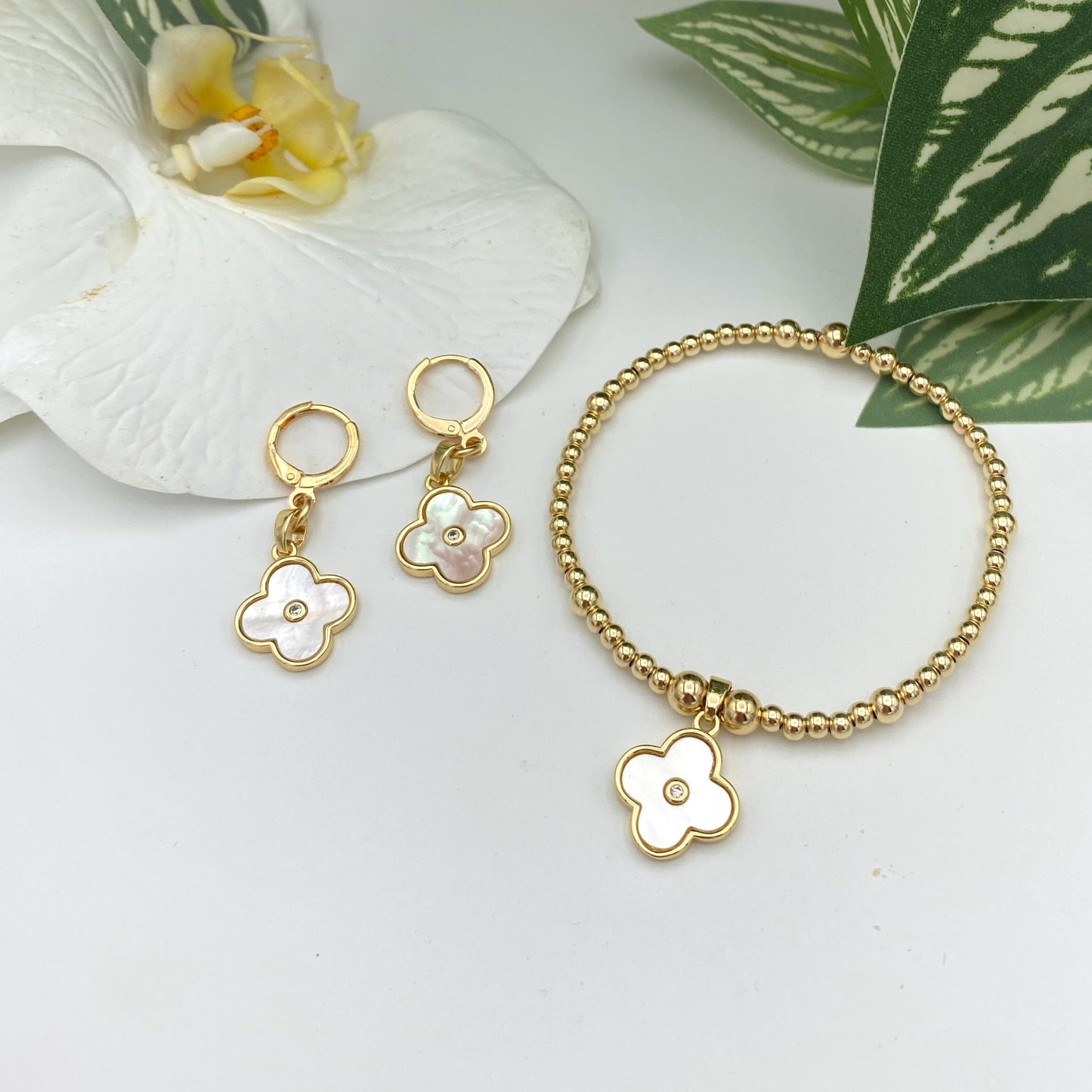 Gold filled white flower charm set pearl clover gold charm women jewelry wedding pearl charm gold set elegant bracelet earrings gift for mom