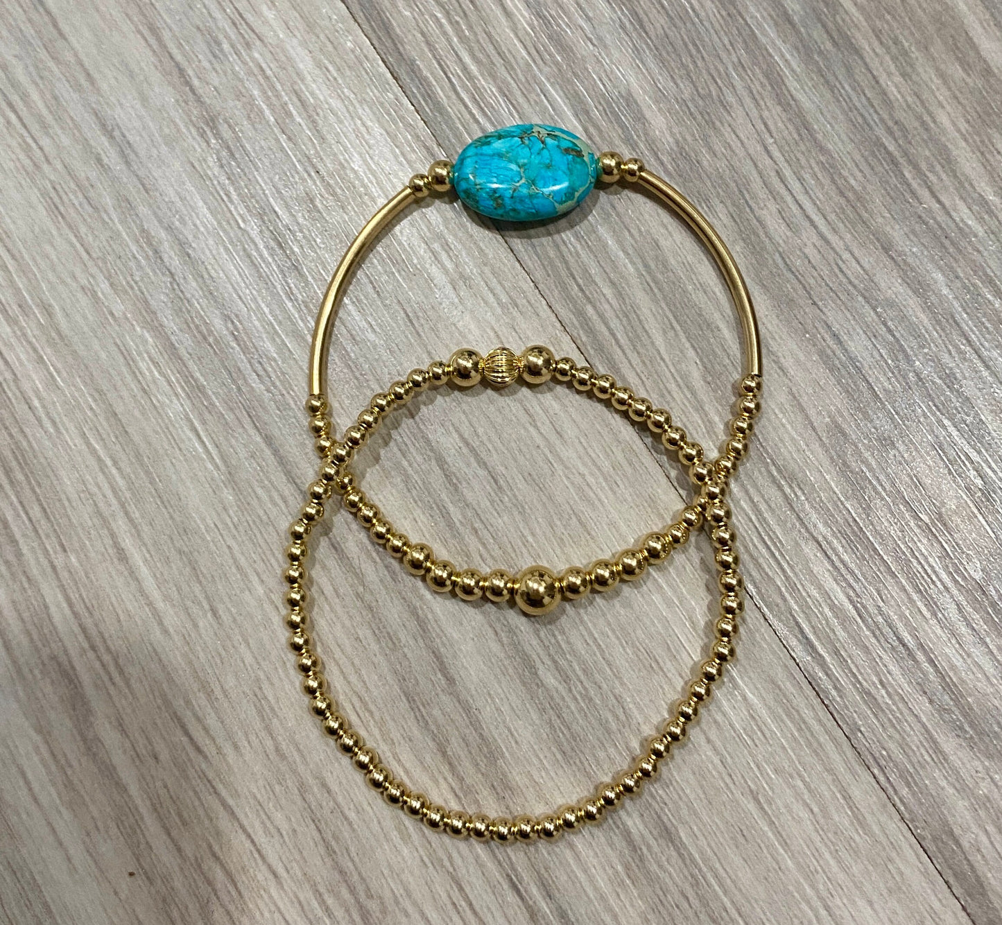 Turquoise Gold Filled Bracelet Set with Oval Gemstone