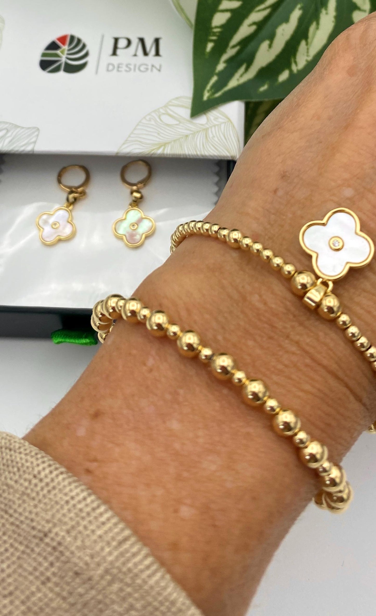 Gold filled white flower charm set pearl clover gold charm women jewelry wedding pearl charm gold set elegant bracelet earrings gift for mom