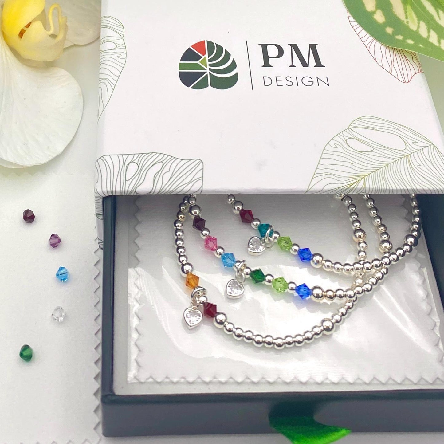 Personalized birthstone bracelet family gift with kids or grandkids colors