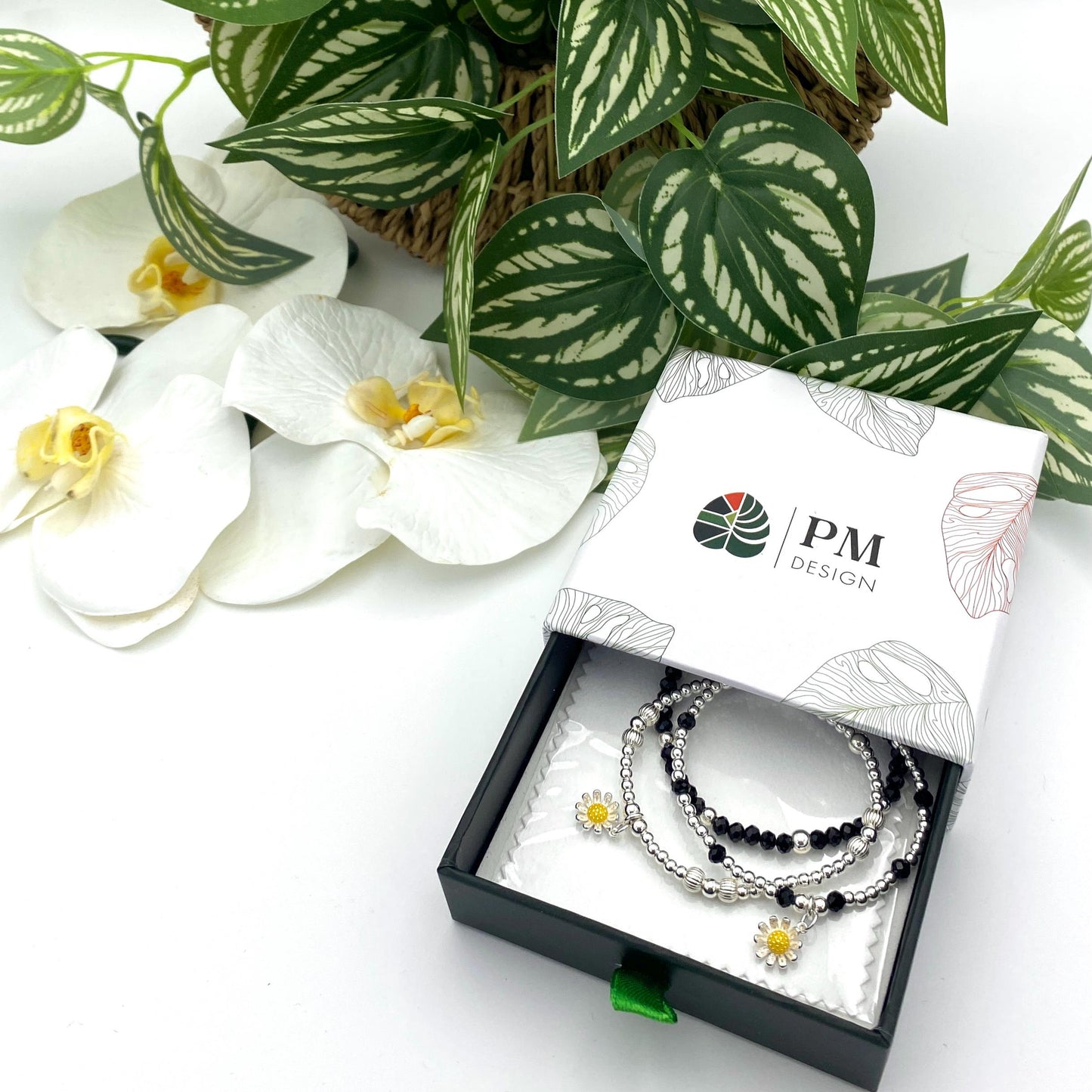 Sterling silver daisy charm bracelet flower jewelry dainty gift for her or mom