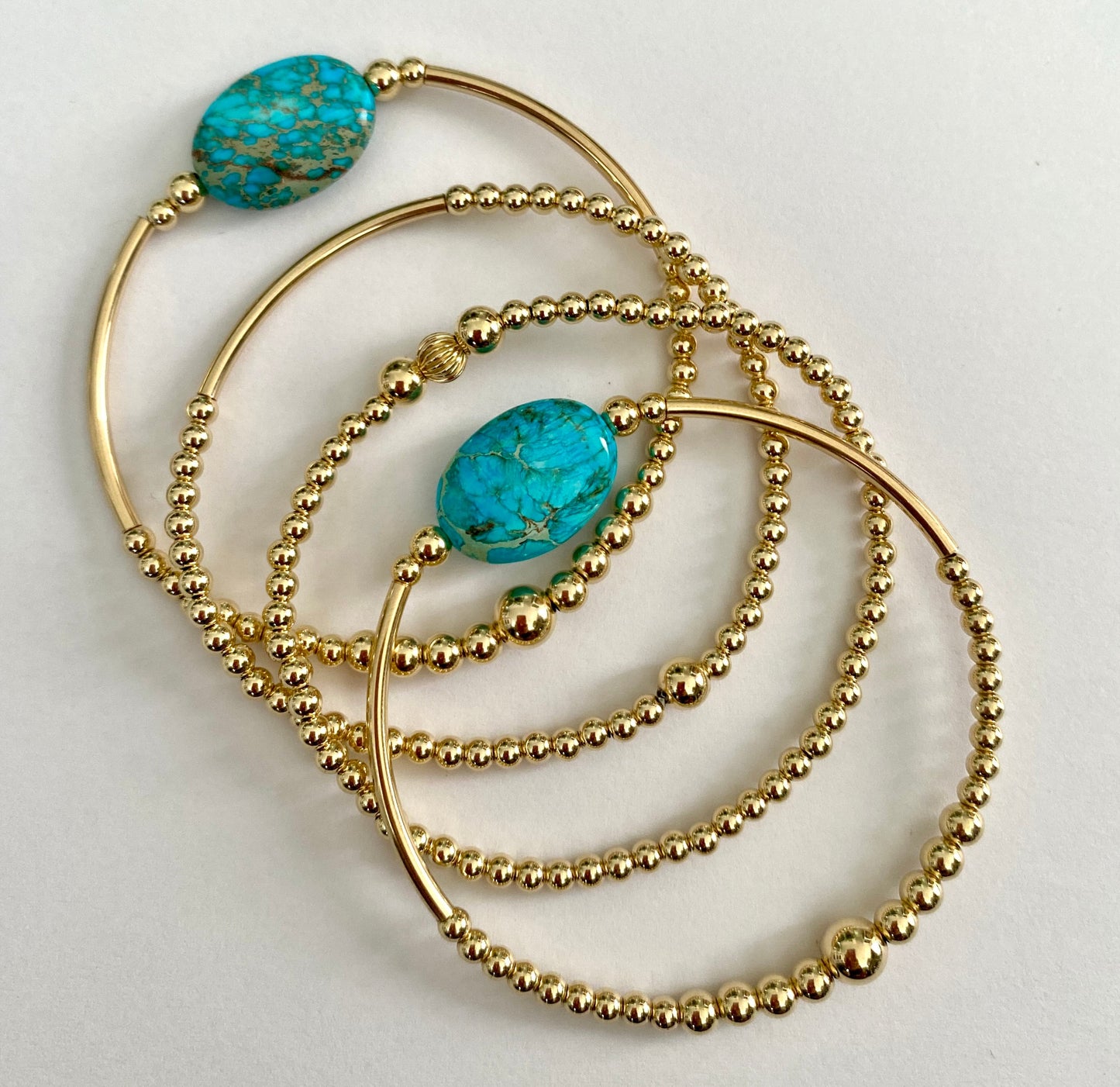Turquoise Gold Filled Bracelet Set with Oval Gemstone